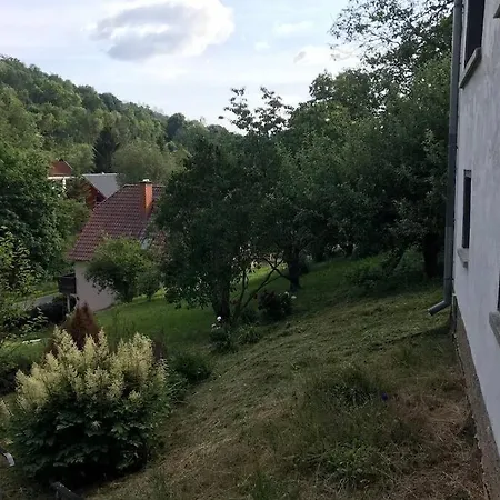 Apartman Ruhe Und Gelassenheit Finden In Einem Einzigartigen Jagdhaus Am Wald Sondershausen